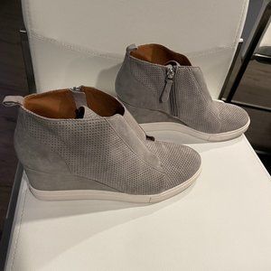 Linea Paolo Anna Wedges Sneaker